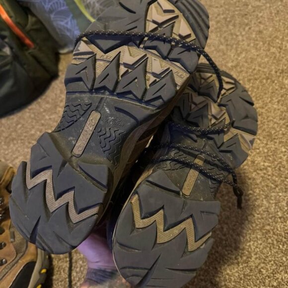 Hi-Tec mens boots size 11.5 - Picture 5 of 5